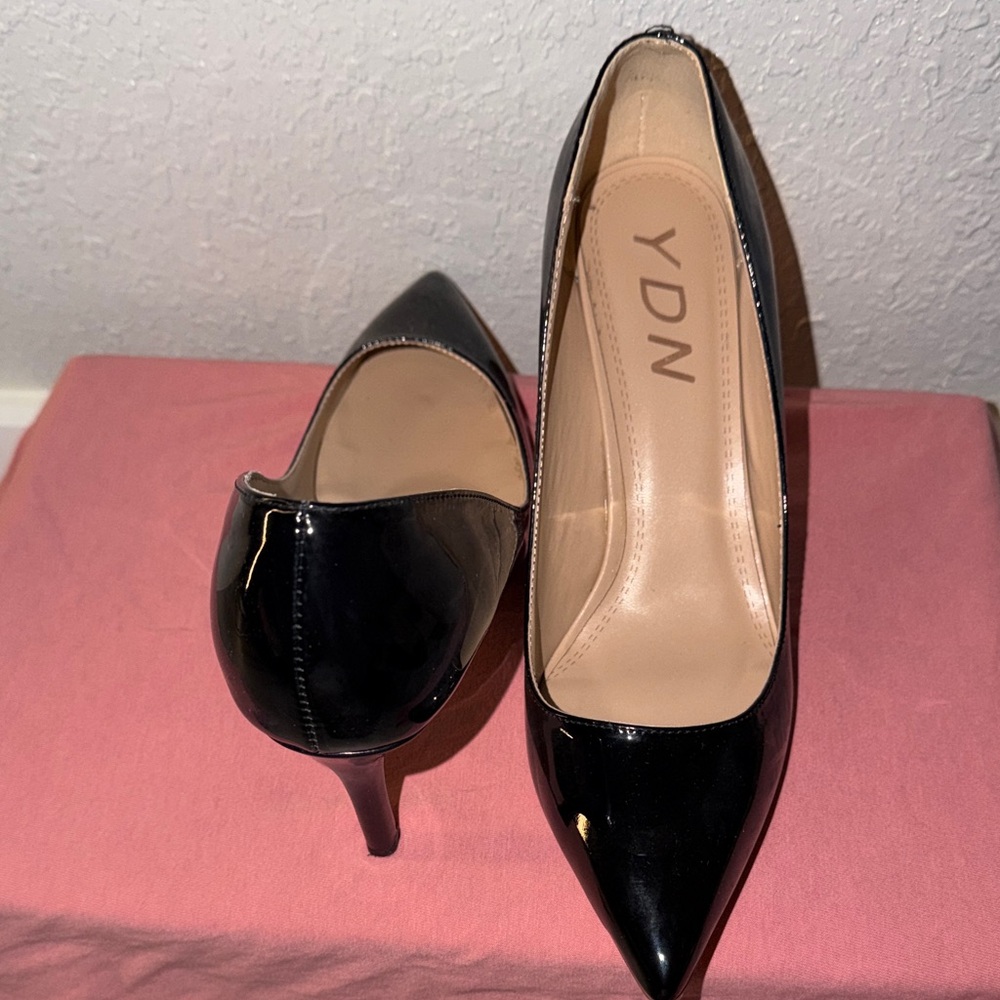 YDN Black Patent Leather Heels - Picture 4 of 4